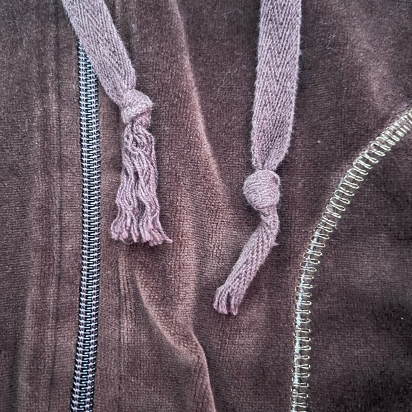 Vintage Juicy Couture Cropped Hoodie - Picture 5 of 5